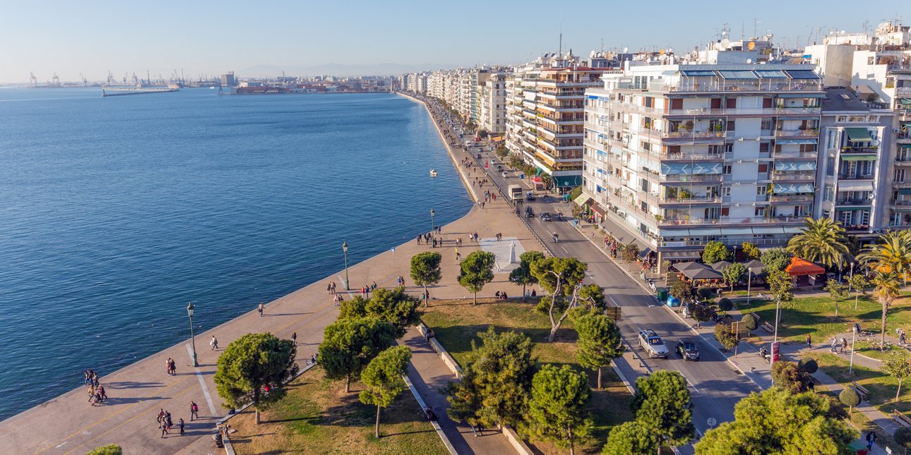 paraliaki-thessaloniki-polikatoikies